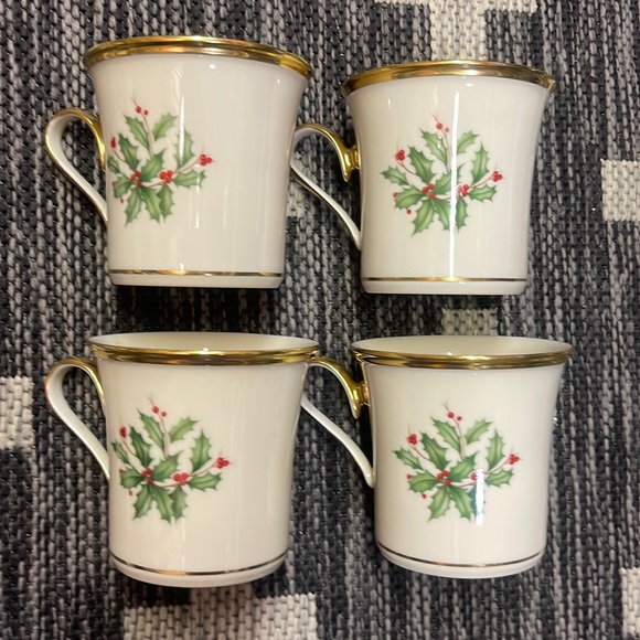 Lenox Other - Lenox Coffee Cups (4) Christmas